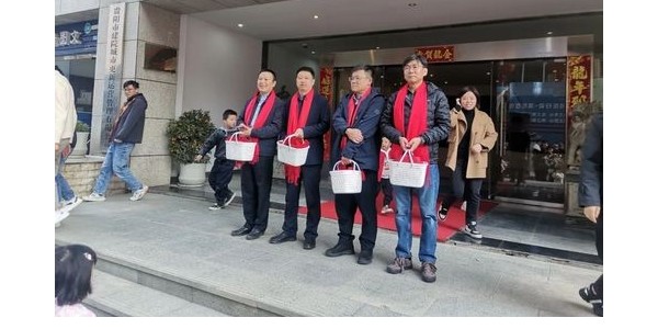 龍行龘龘，開工大吉，擼起袖子加油干!