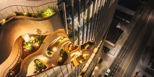 炸裂！馬巖松MAD美國(guó)丹佛住宅“垂直峽谷”建成