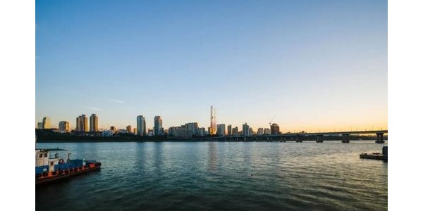 ODA：360米高，中心“縷空” 的設計方案